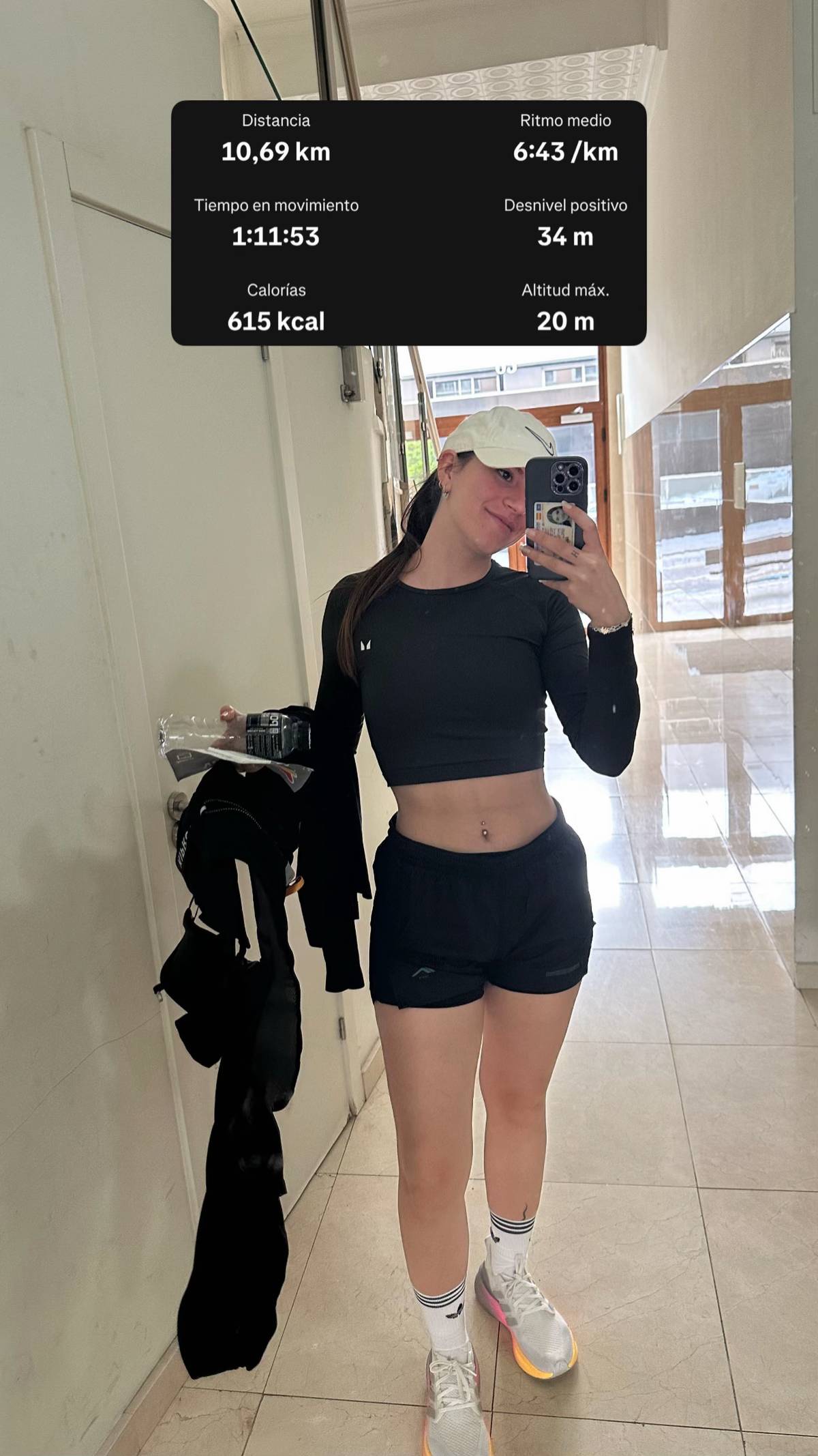 A post by @ on TikTok caption: #minibay #carrera #running #10km 