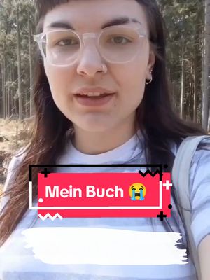 A post by @keine.erinnerungskultur on TikTok caption: Ich habe ein Buch geschrieben 😭 Und es war das schönste und gleichzeitig anstrengendste, was ich je gemacht habe. Es heißt "Gedenken neu denken | Wie sich unser Erinnern an den Holocaust verändern muss" und kommt am 31. Oktober 2025 raus! Das Beste: Ihr könnt es jetzt schon vorbestellen über den Link in meinem Profil. Vorbestellungen sind krass wichtig für Neuerscheinungen (zumindest sagen das alle) und ich würde mich über eure Unterstützung freuen ❤️ Stellt gern alle Fragen, die ihr zum Buch habt, in den Kommentaren!
