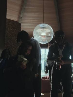 A post by @4batz on TikTok caption: In the morningggg dropping 4 -11 #NewMusic #altrnb #4batzmusic #rnbtok 