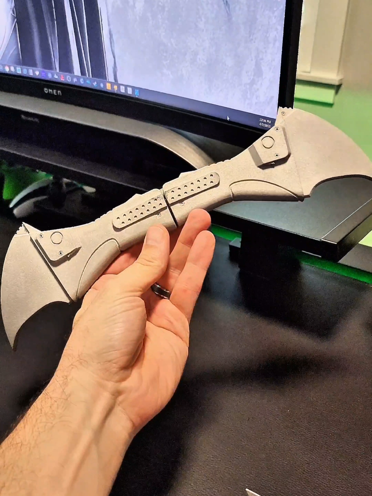A post by @nomad.props on TikTok caption: this metal batarang from @PCBWay is so satisfying in-hand, printed in solid aluminum from the @Mystery Makers 3d model #3dprinting #maker #batman #thebatman #batarang #collector