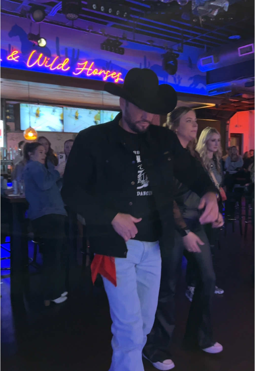 A post by @urbancowboylinedancing on TikTok caption: #copperheadroad #linedancing #linedancelessons #nashville 