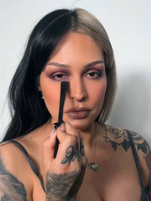 A post by @lora.arellano on TikTok caption: Eyeshadow tutorial using Smoke sessions 2 eyeshadow palette. @meltcosmetics  it’s only $25.00 in the 420 bundle 🫶🏼  #meltcosmetics #meltsmokesessions #melt420 #makeupartist #latinamakeup #alttok #smokyeye #makeuptutorial #foryoupage #altmakeup 