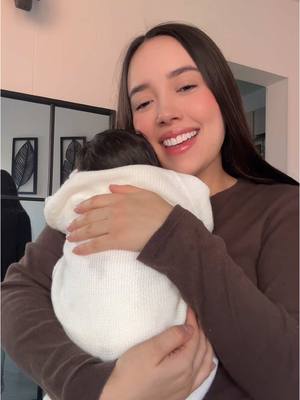 A post by @nicolebernaal on TikTok caption: Mi bebé RECIÉN NACIDA 😍🩷 #parati 