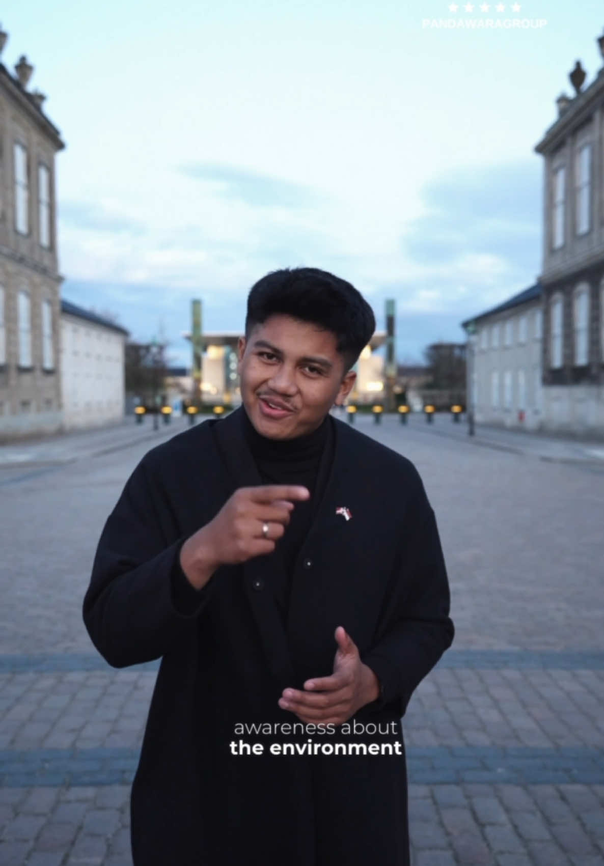 A post by @pandawaragroup on TikTok caption: belajar aja dulu, bukan kabur aja dulu🙏🏻🇮🇩🇩🇰 👀more detail link on Bio! #pandawara #onedayonetrashbag #SerunyaDiTiktok