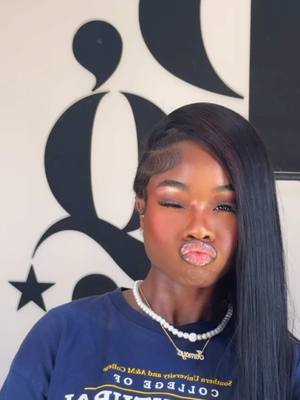 A post by @thepostergworl on TikTok caption: 💋 #girlthings 