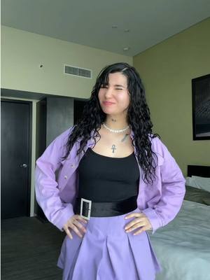 A post by @byniart on TikTok caption: Feliz feliz 🥹☺️