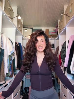 A post by @__ria9__ on TikTok caption: Do I speak turkish? 