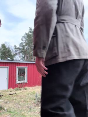 A post by @slouchcore on TikTok caption: New (to me) vintage 1940s Swedish sport jacket. This fit makes me feel like a 1940s reporter or birdwatcher. 