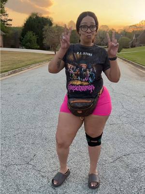 A post by @montezwilson on TikTok caption: @aoFIT. was able to bring this linebacker’s joints right back to life🏋️✅#aoFIT  #protectivegear  #BackBrace