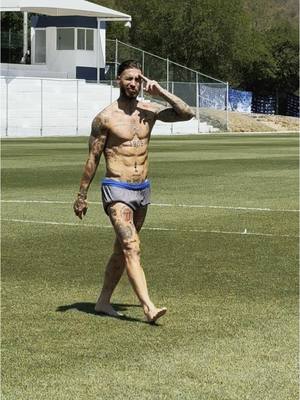 A post by @sergioramos on TikTok caption: 🌱 Grounding day 🌱
