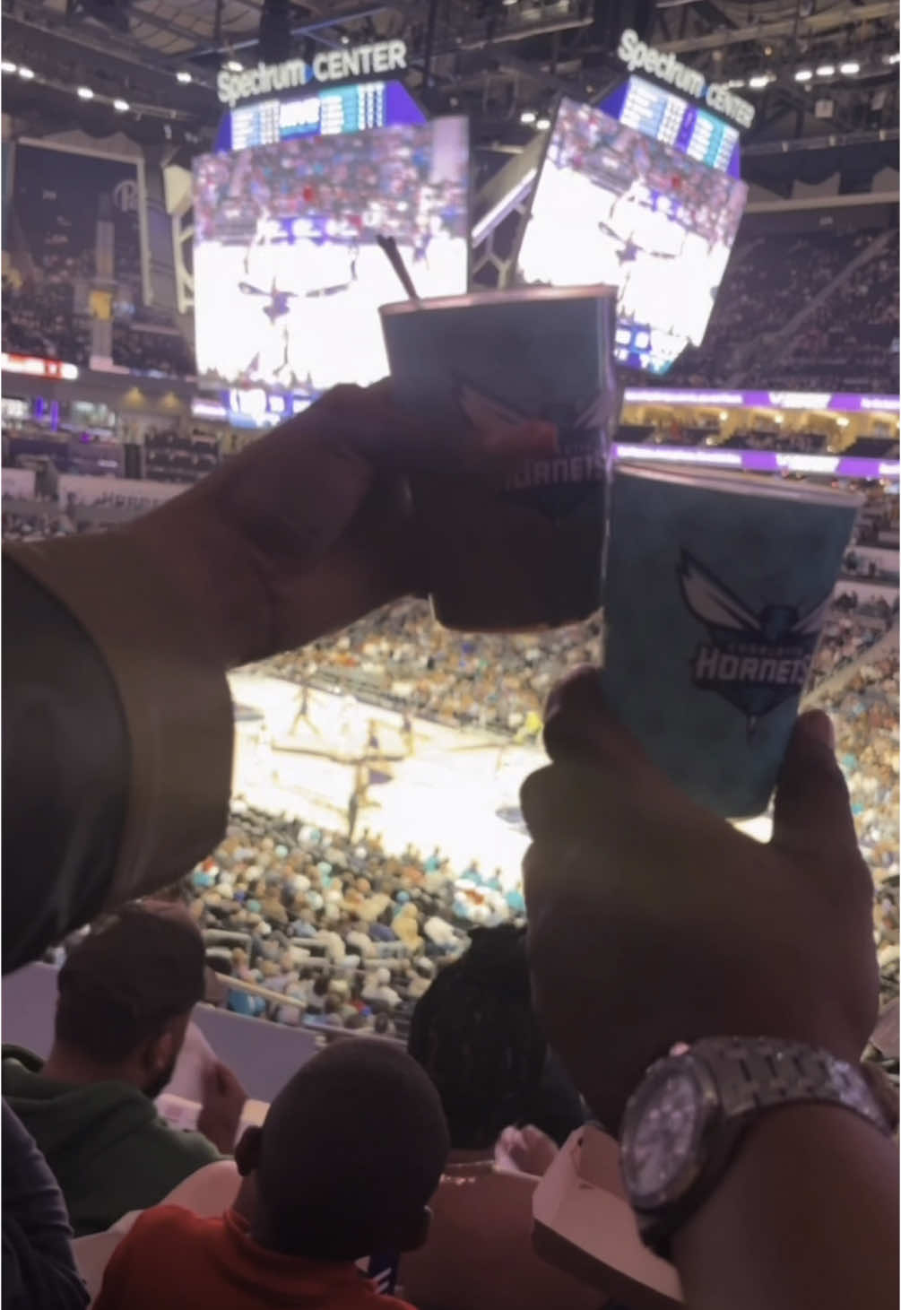A post by @sheilamariahf on TikTok caption: Supporting my cuzzy Gg Jackson🏀🖤 #grizzlies #memohisgrizzlies #ggjackson #CapCut #nbagame #datenight 