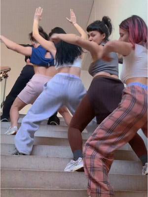 A post by @erikaisac on TikTok caption: DALE TU TALENTO w/ the teammm