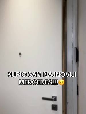 A post by @bojancee on TikTok caption: Pa jeste crveni Mercedes! Sta tu nije jasno bre?😂 Salu na stranu, imate 30% popusta uz kod "bojancce" na CarVertical✨ Link u opisu mog profila✨