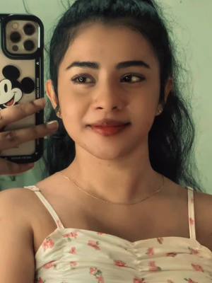 A post by @nethmikanchanasewwandi on TikTok caption: අම්මෝ එක 🫣🤭😁😛#nethmi✨🦋 #foryoupage #nethmikanchanasewwandi #trending 