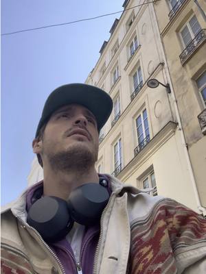 A post by @mathismolinie on TikTok caption: Ride on my bike  #paris #day 