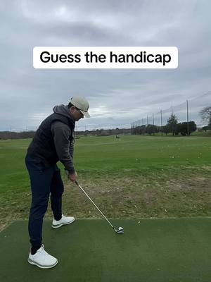 A post by @tokstar696969 on TikTok caption: Look at those feet--- Scottie?!?? (Need to get a better holder to get the full back swing) #golf #swing #roast #masters 