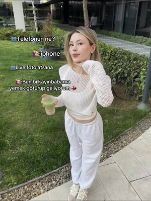A post by @cerenyaldz on TikTok caption: Tamam ben bi kayınbabama yemek götürüp geliyorum