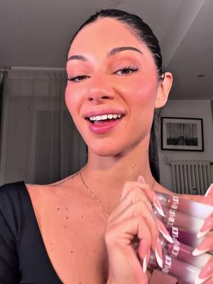 A post by @iolandadibattista on TikTok caption: Finish glossato o effetto stain? 🫦  Nuove Hydra Stain by @Mulac Cosmetics disponibili in 4 shade più una Limited Edition 🍇 #adv