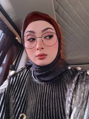A post by @dellapuspita79 on TikTok caption: malesin kalo dikit2 abang marah 😠 