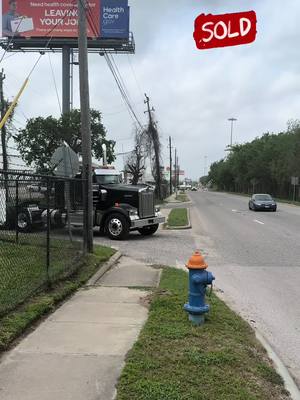 A post by @dsesales on TikTok caption: Video of our 2019 Kenworth W900 rolling out this past month 🔥 #truck #houston #kenworth #kenworthw900 