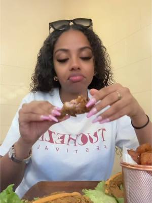 A post by @sophielejour on TikTok caption: @Chicken Nekh sa guinar bi lanla!!! Wowww 