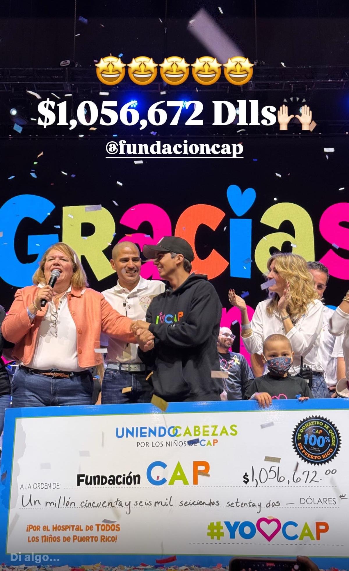 A post by @traviesotiktok on TikTok caption: $1,056,672 de dólares ROMPIMOS RECORD TRAVIESOS 😳 No tengo palabras para describir este sentimiento. Si para esto no son las redes no entiendo para que son! GRACIAS A TODOS LOS QUE DONARON DINERO, SERVICIO Y TIEMPO. AL EQUIPO DE CAP, SON LOS VERDADEROS CAPITANES, NO TIENEN POR QUE HACER LO QUE HACEN Y LO HACEN. DIOS TIENE QUE HACER UNA SECCION EN EL CIELO SOLO PARA USTEDES! LOS AMO CAPI-TRAVIESOS! Gracias Dios por mi salud y cuida a los que le falta. 🫶🏻