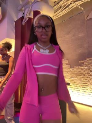 A post by @_b.enet on TikTok caption: #benetnicole 
