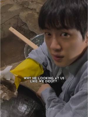 A post by @lily_of_the_m0on on TikTok caption: 😂 #jin #seokjin #kimseokjin #jinbts #jinxkiansbizarrebandb 