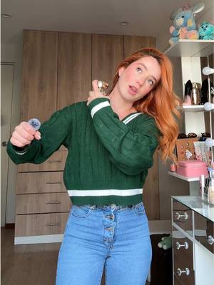 A post by @victoriadalliera on TikTok caption: Vamos a ensayar hoy si 🕺🏻