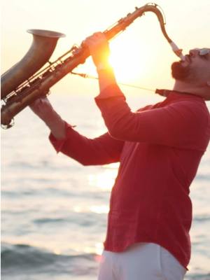 A post by @enzobuonauriosax on TikTok caption: HAVANA on Sax ♥️🎷 #havana #camilacabello #sax #saxofone #enzobuonauriosax #havanasong #trallalerotrallala #saxofón #saxo #havanacover #saxophonecover 