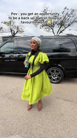 A post by @space_andza0 on TikTok caption: omg yes 😭 #spaceandza #trending #fyp 
