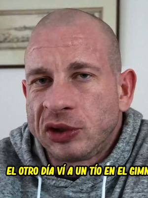 A post by @gorrinofuerte on TikTok caption: El mutante eslovaco lo tendrá difícil para ganar su próxima competición *Krizo*#fitness #bodybuilding #musculos #culturismo #gym
