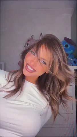 A post by @aurorabaru on TikTok