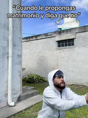 A post by @lucasvarelafails on TikTok caption: 🤣🤣🤣🤣#humor #parati #comedia 