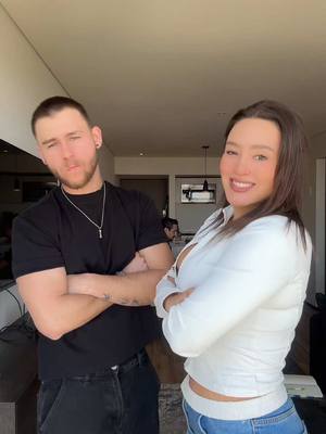 A post by @lozano_gf on TikTok caption: Tremendoooo😍 🍑🍑 @Luis Chaparro #fyp #parati #viral 