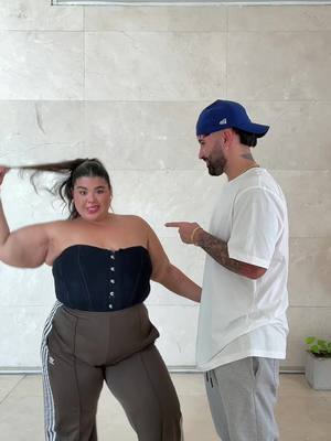 A post by @emirabdulgani on TikTok caption: Videito bailando en Panamá 🇵🇦 con la reina ! @Brithany Ryce 