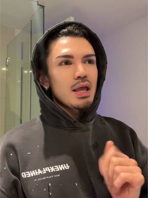 A post by @_ajtsanchez on TikTok caption: See yall in Vegas 💋🎰