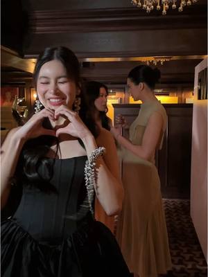 A post by @aonsomrutai on TikTok caption: My dream comes true I love you so much 🩷✨  #aonsomrutai #kendalljenner #thankyoukateyki #billionaire #luxurylife #FWRD #REVOLVEFestival #REVOLVEPartner #REVOVEAmbassador 