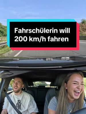 A post by @mustafahrlehrer on TikTok caption: Wie schnell fährst du auf der Autobahn? 😋 #fahrschule #fahrprüfung #fahrlehrer #fahrschüler #fahrschülerin #fahrstunde #mustafahrlehrer #autobahn 