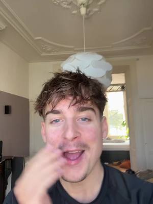 A post by @akaluuk on TikTok caption: Akaluuk als politieke partij in de oppositie