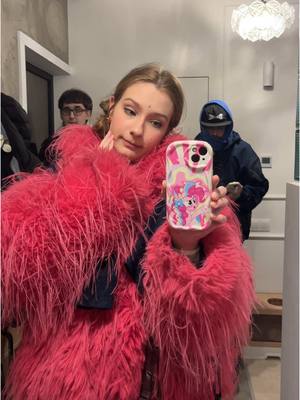 A post by @chetverkam on TikTok caption: тгк: четвёрка