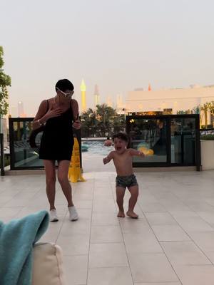 A post by @yahia_x on TikTok caption: No dancing with girls 😂