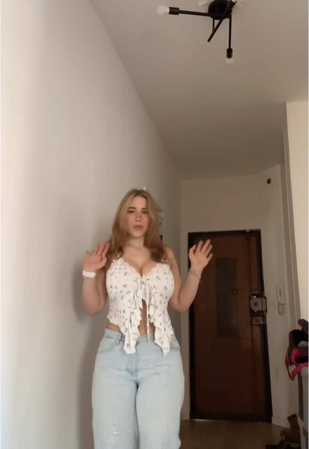 chiri.francesca_ TikTok analytics.