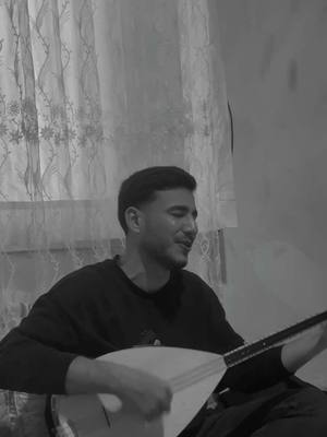 A post by @mehmet__huseyin on TikTok caption: Sîlav û rezz💐 #mehmethüseyin 