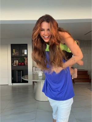 A post by @vivi on TikTok caption: finalmente @MCLEOZIN 