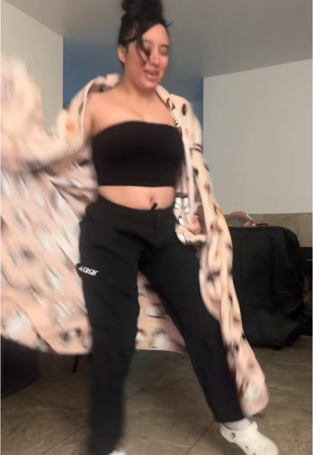 A post by @jachelle25 on TikTok caption: I’m actually sick and this took all my breath, so one take it is 😅