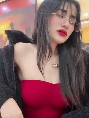 A post by @leakdrama on TikTok caption: ពាក្យលួងខ្លួនអែង😒😂