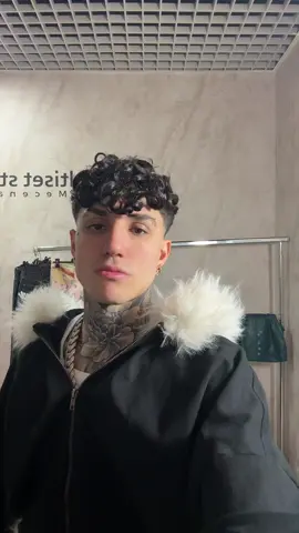 A post by @nikysavage on TikTok caption: RELAX BRO🥱🥱😮‍💨