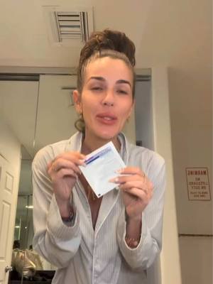 A post by @juliamenugarcia on TikTok caption: Quedan solo 10 días 🤰