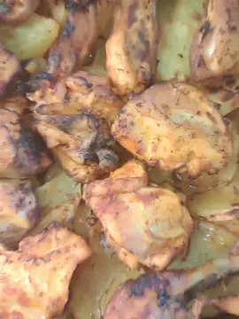 A post by @kurdische1710 on TikTok caption: #CapCut #اكلات #طبخ_كردي #لايك_اكسبلور_متابعه #المانيا🇩🇪 #اطباق_لذيذه #مشهي #اكلات_سريعة #kochen #المانيا_السويد_النمسا_النروج_دينيمارك #kurdischeküche #snack #laeibzeg #اكلات_كردية 